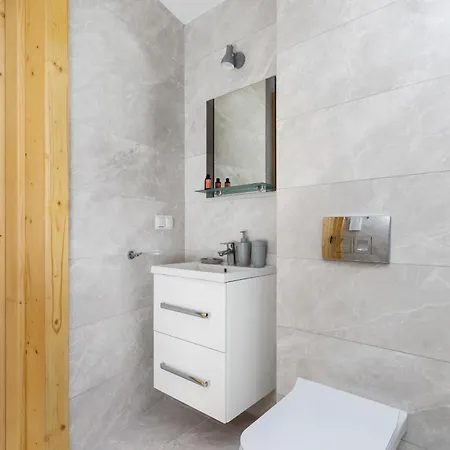 Przytulny W Gorach Z Sauna By Renters Apartman